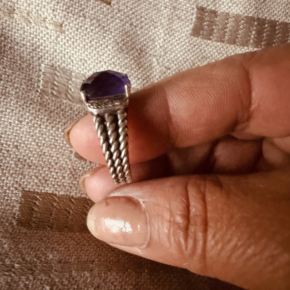 Authentic David Yurman Ring Size 6 - Picture 3 of 5